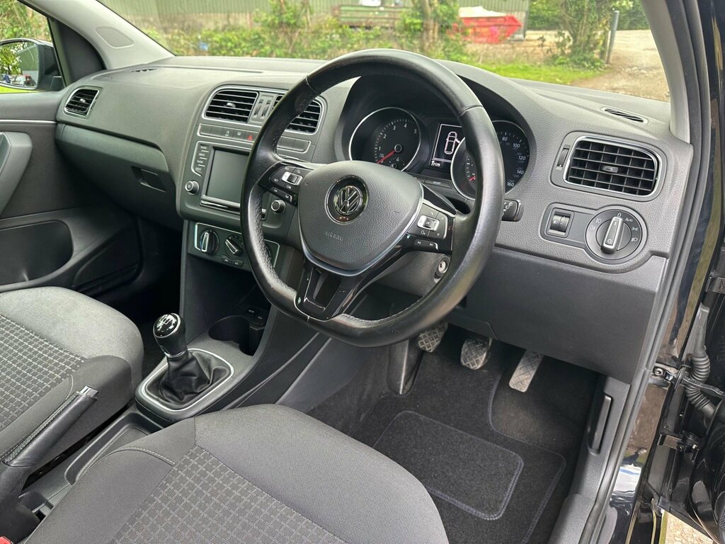 Volkswagen Polo 1.2 Tsi Match Edition Euro 6 Ss GY67CSZ Black #3
