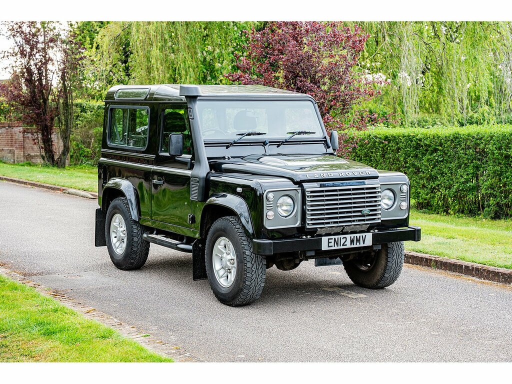 Land Rover Defender 90 Tdci Xs Black