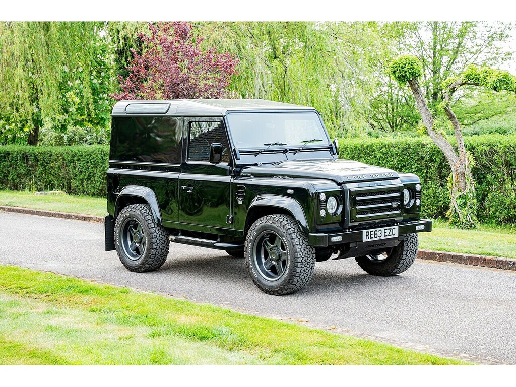 Land Rover Defender 90 Tdci Black #2