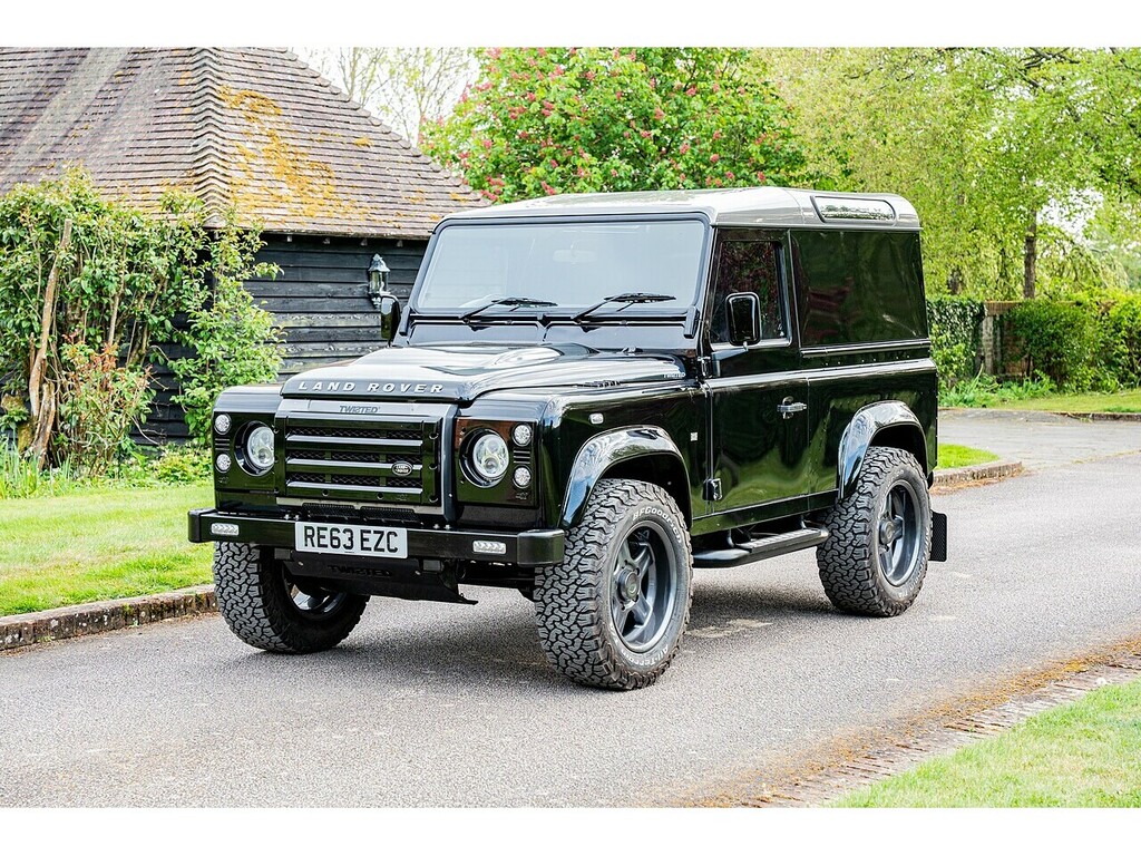 Land Rover Defender 90 Tdci Black #4