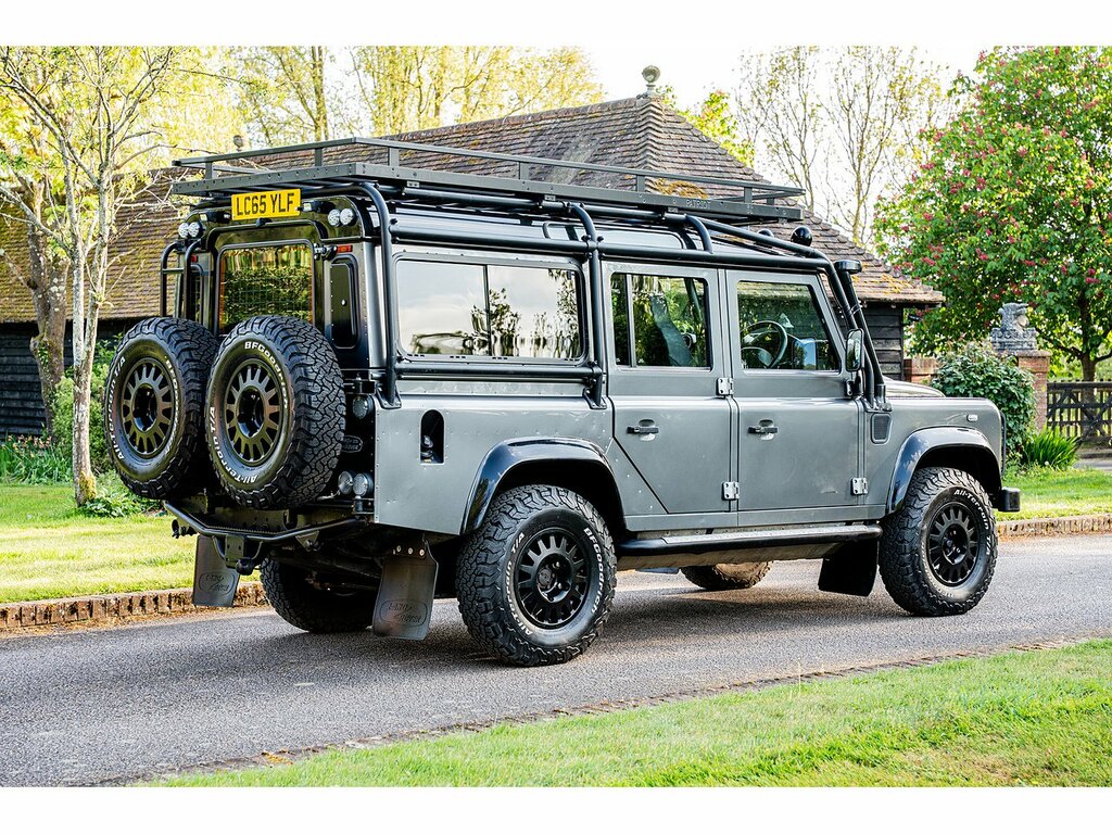 Land Rover Defender 110 Tdci Adventure Grey #5