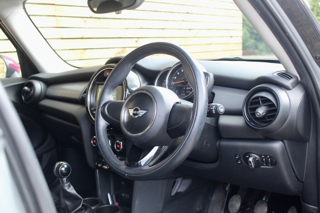 Mini Hatch 1.5 5-Door Hatch Cooper EJ67HJC Grey #3