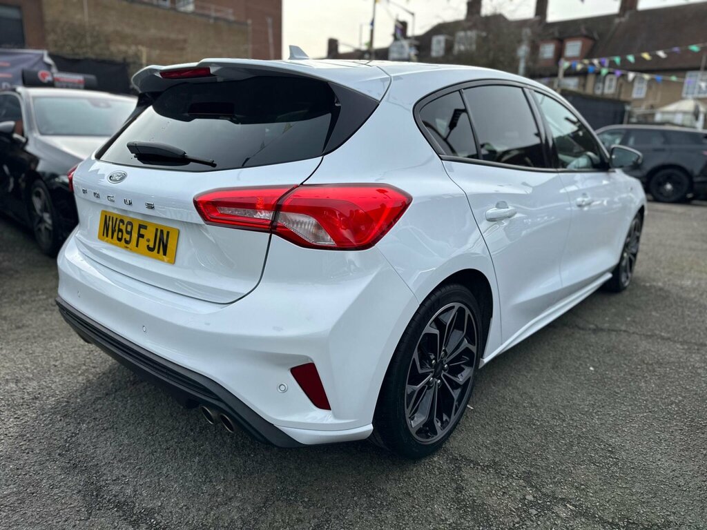 Ford Focus 1.0T Ecoboost St-line X Euro 6 Ss NV69FJN White #4