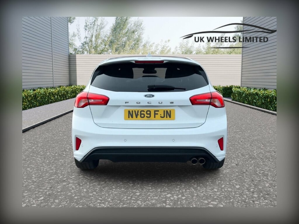 Ford Focus 1.0T Ecoboost St-line X Euro 6 Ss NV69FJN White #2