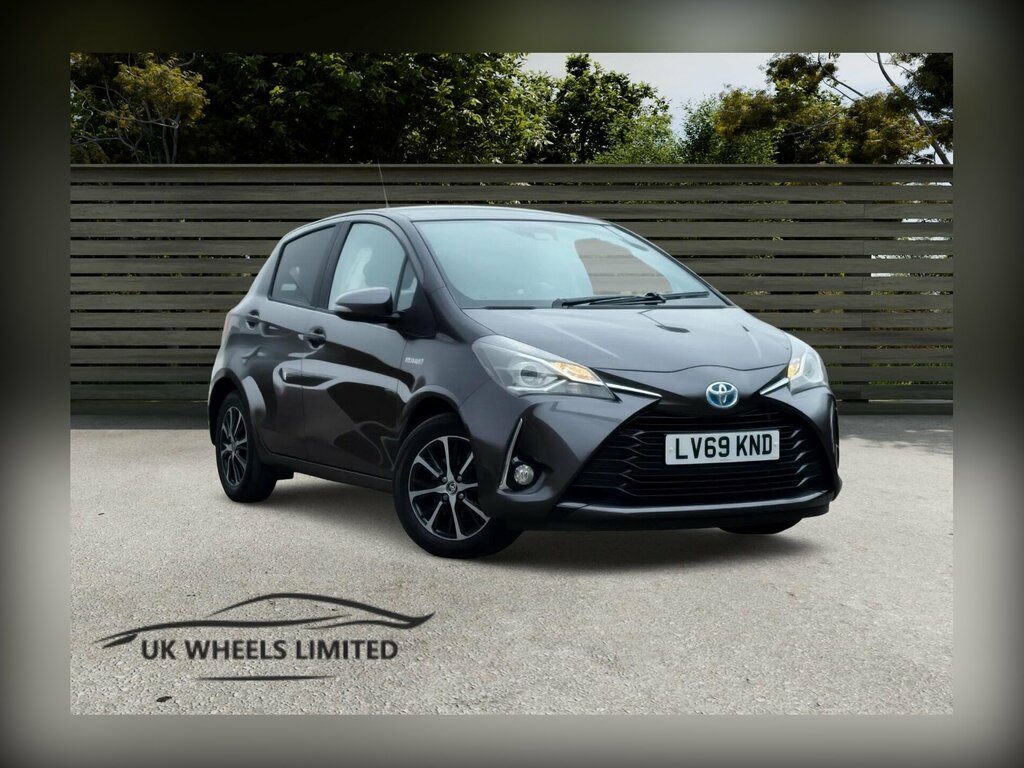 Toyota Yaris 1.5 Vvt-h Icon Tech E-cvt Euro 6 Ss Grey
