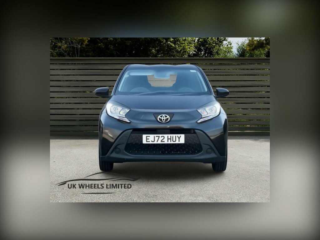 Toyota Aygo X 1.0 Vvt-i Pure X-shift Euro 6 Ss EJ72HUY Black #2