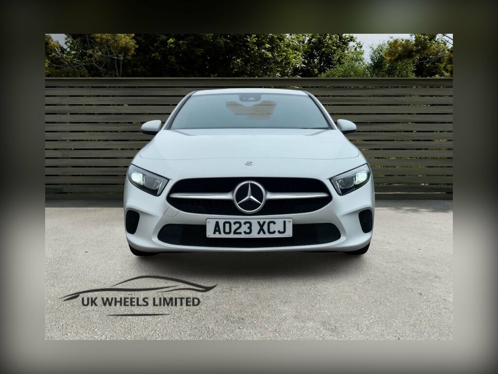 Mercedes-Benz A Class 1.3 A180 Sport Executive 7G-dct Euro 6 Ss AO23XCJ White #2