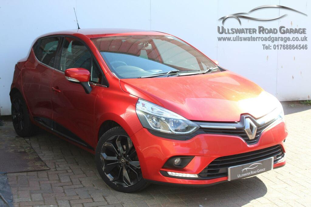Renault Clio Clio Iconic Tce Red