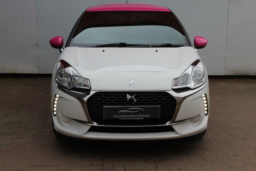 DS DS 3 Hatchback SA67JMX White #5