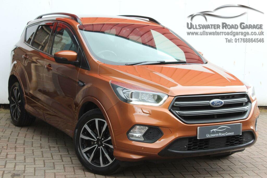 Ford Kuga Suv Brown