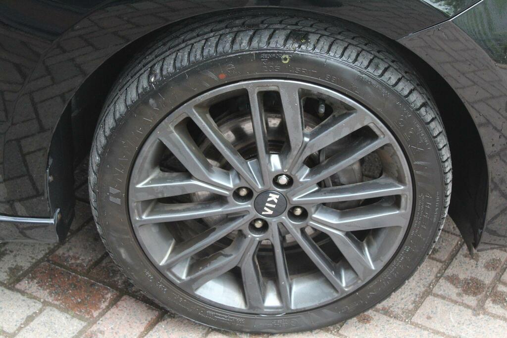 Kia RIO Hatchback MV69VZY Black #2