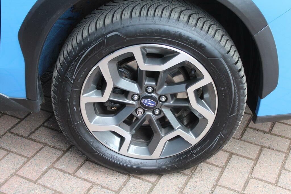 Subaru XV Suv Blue #2