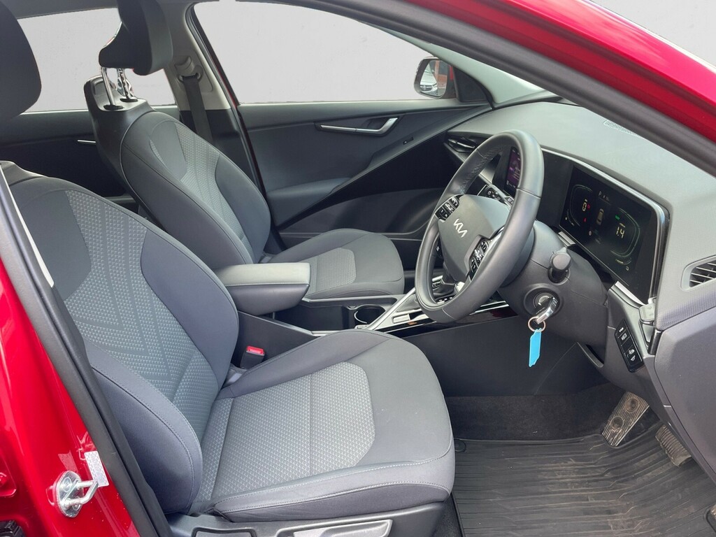 Kia Niro 1.6 Gdi Hybrid 2 Dct BF23DWX Red #2