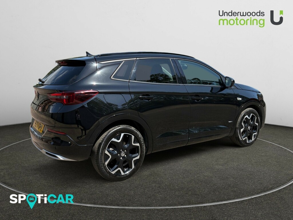 Vauxhall Grandland 1.6 225Ps Plug-in Hybrid Ultimate FG23SPV Black #5