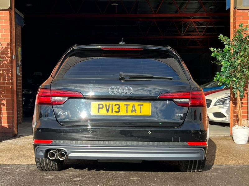Audi A4 Avant 2.0 Tdi Ultra S PV13TAT Black #6