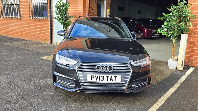 Audi A4 Avant 2.0 Tdi Ultra S PV13TAT Black #5