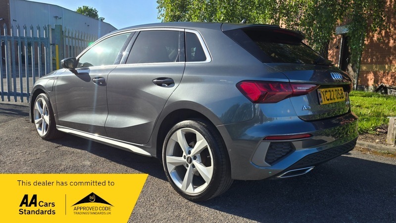 Audi A3 1.4 Tfsie 40 S YC22OSB Grey #4