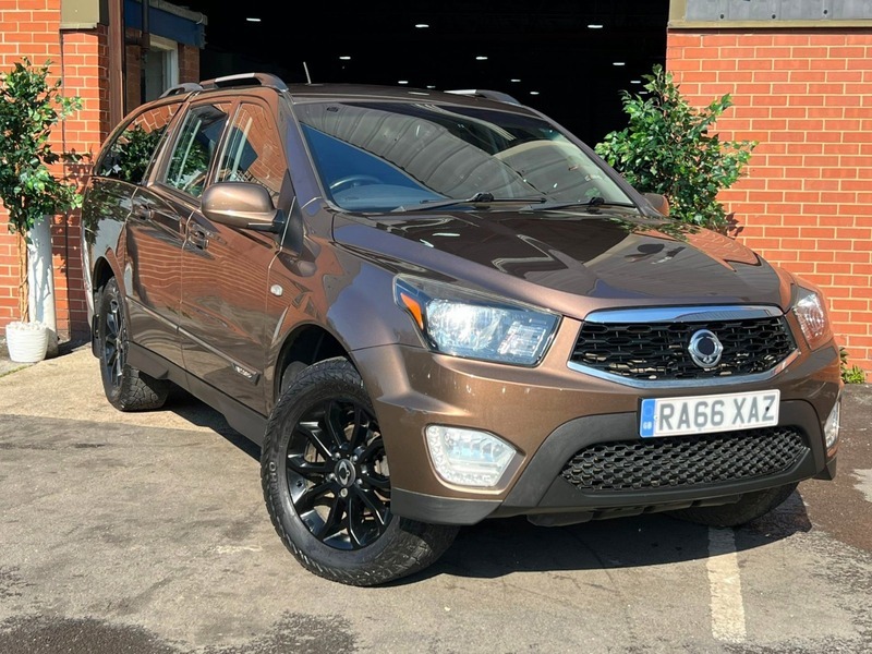 SsangYong Musso 2.2D Ex Pickup Double Brown #6
