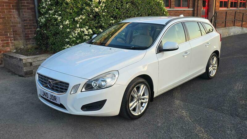 Volvo V60 1.6L R-design White #14