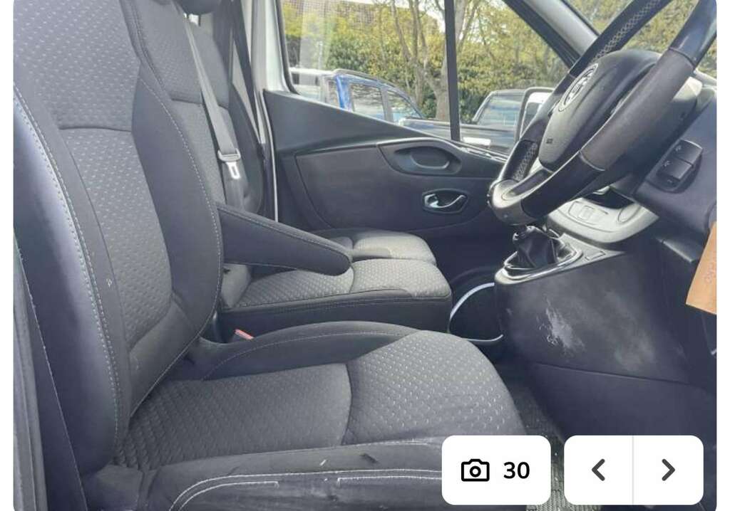 Vauxhall Vivaro 1.6 Vivaro 2900 Le Nav Cdti Bt Ss LA18XUW Silver #6
