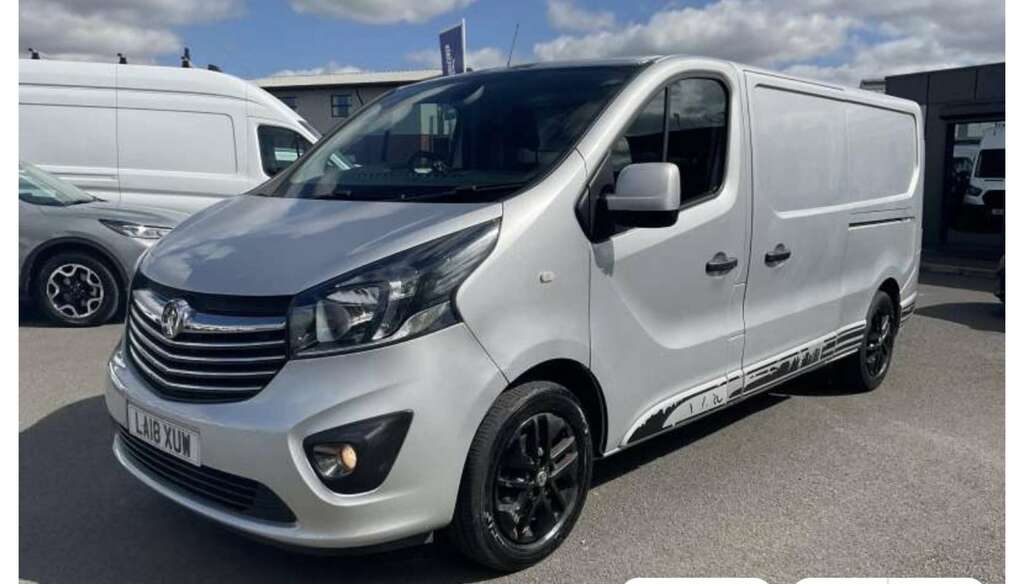 Vauxhall Vivaro 1.6 Vivaro 2900 Le Nav Cdti Bt Ss Silver