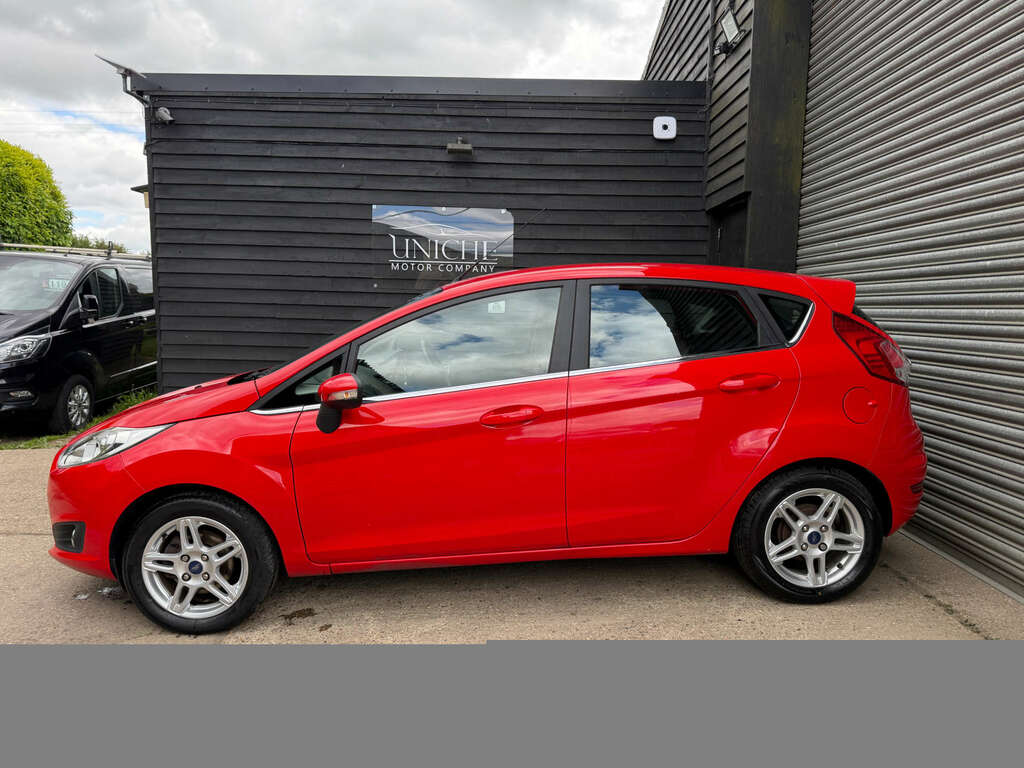 Ford Fiesta 1.0 Fiesta Zetec Red