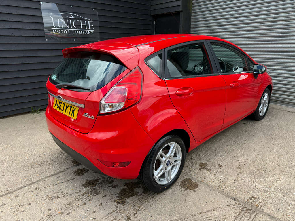 Ford Fiesta 1.0 Fiesta Zetec AU63KTK Red #4