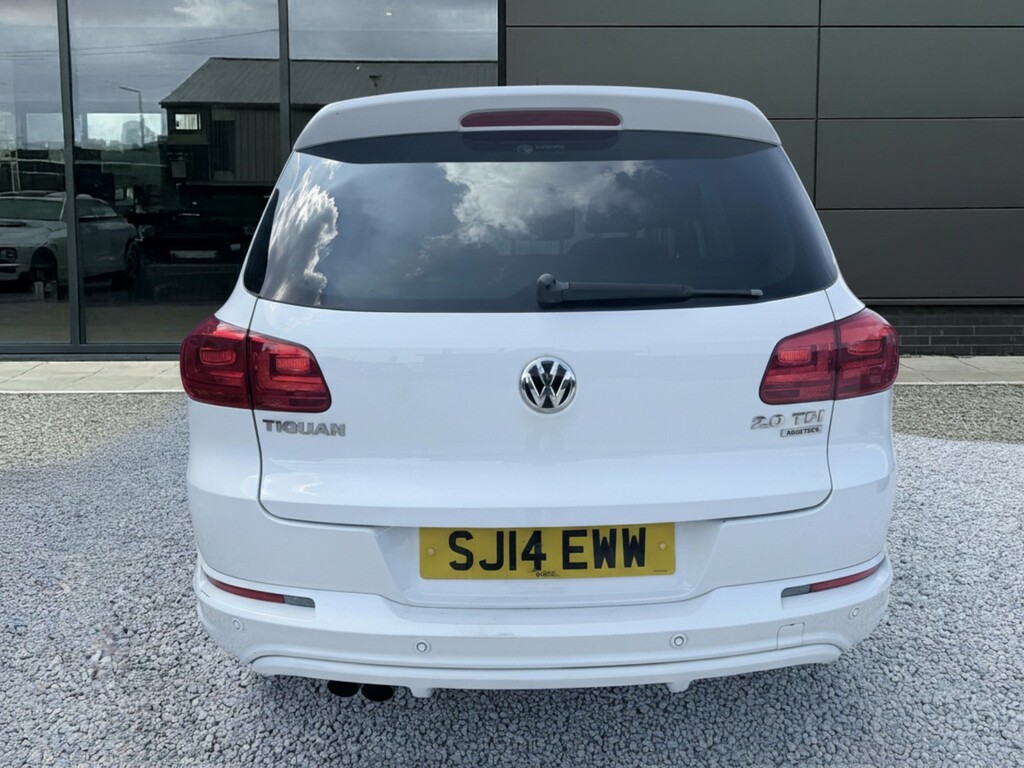 Volkswagen Tiguan 2.0 Tdi Bluemotion Tech R-line 2014 SJ14EWW White #4
