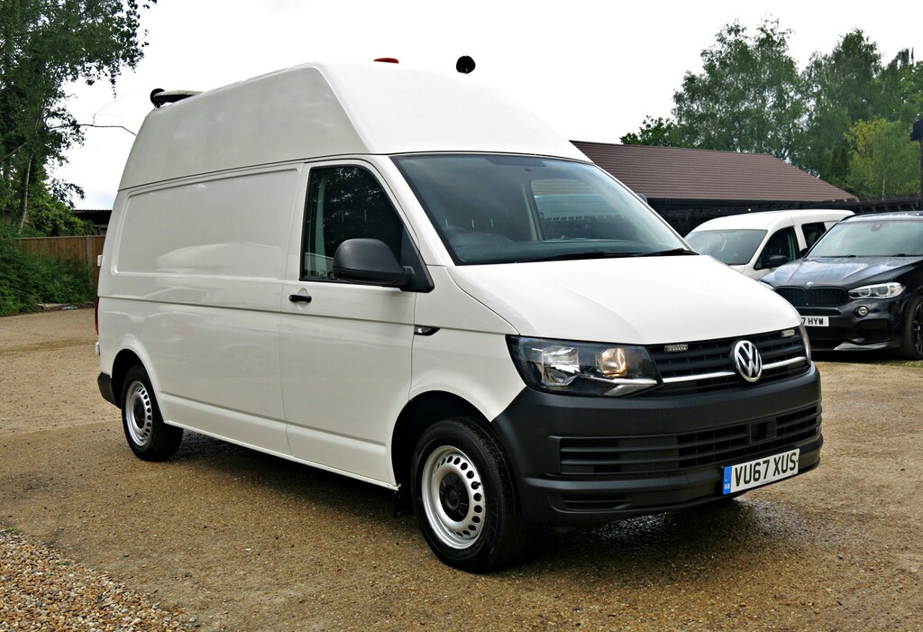 Volkswagen Transporter Panel Van T6 150Hp 6Spd Lwb Highroof T32 Startline VU67XUS White #3