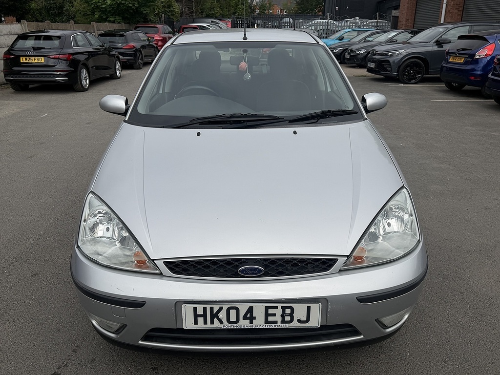 Ford Focus 1.6I 16V Ghia Saloon 163 Gkm, Silver #4