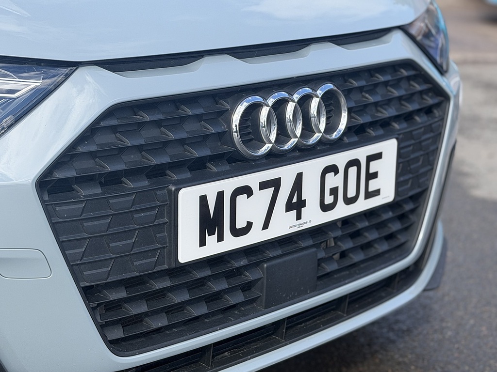 Audi A1 1.0 Tfsi 25 Sport Sportback S Tronic Eu MC74GOE Grey #6