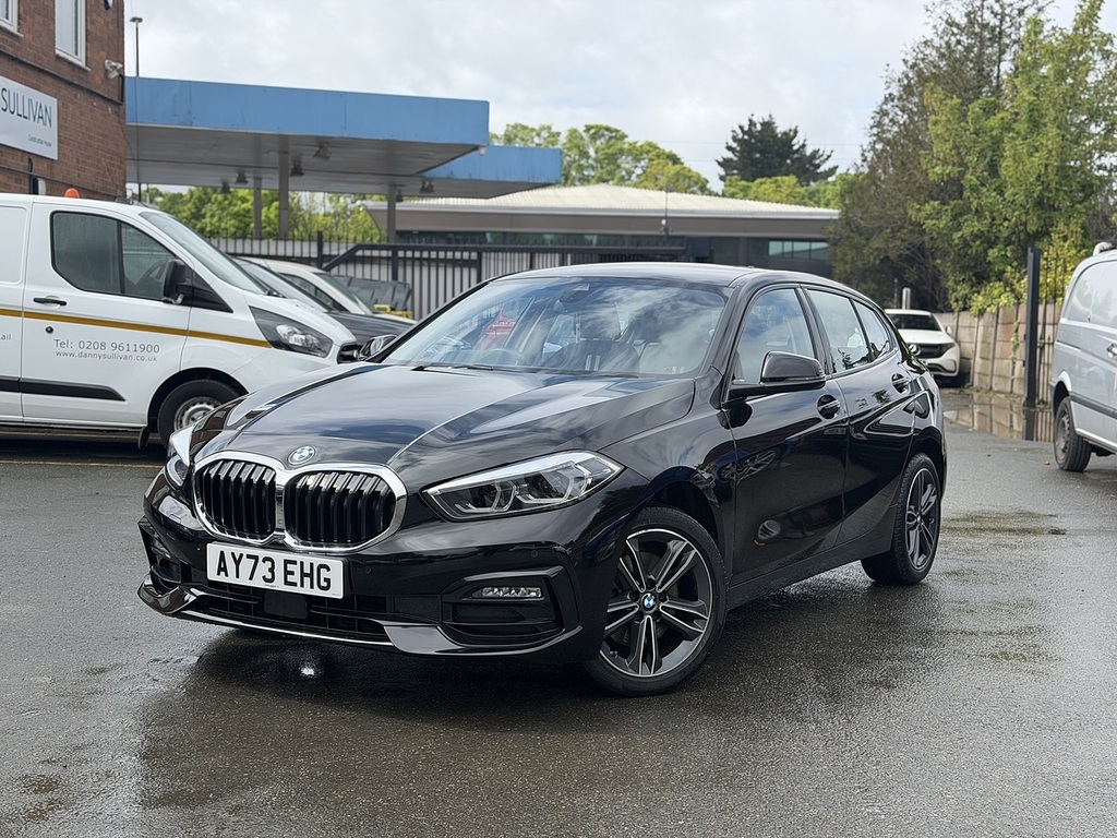 BMW 1 Series 1.5 118I Sport Lcp Hatchback E AY73EHG Black #5