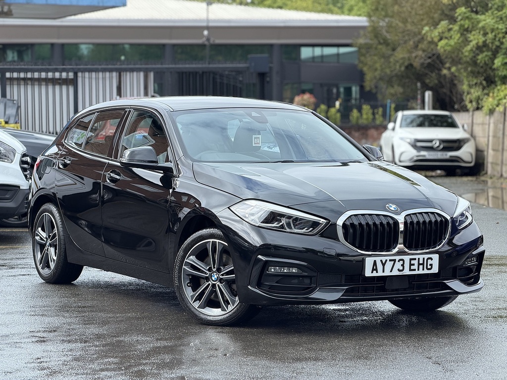 BMW 1 Series 1.5 118I Sport Lcp Hatchback E Black