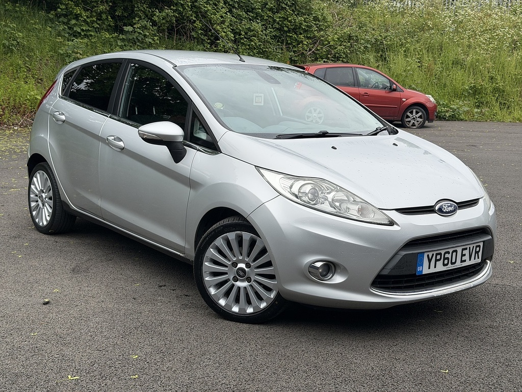 Ford Fiesta Titanium YP60EVR Silver #3