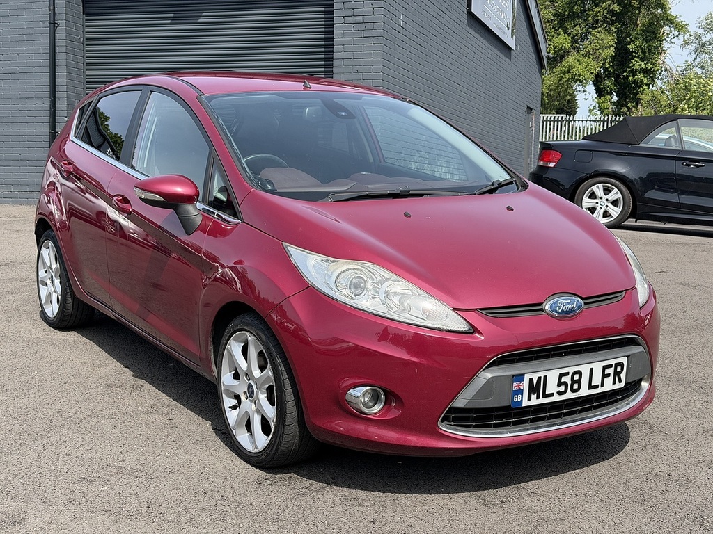 Ford Fiesta 1.4 Titanium Hatchback 133 Gkm ML58LFR Red #3