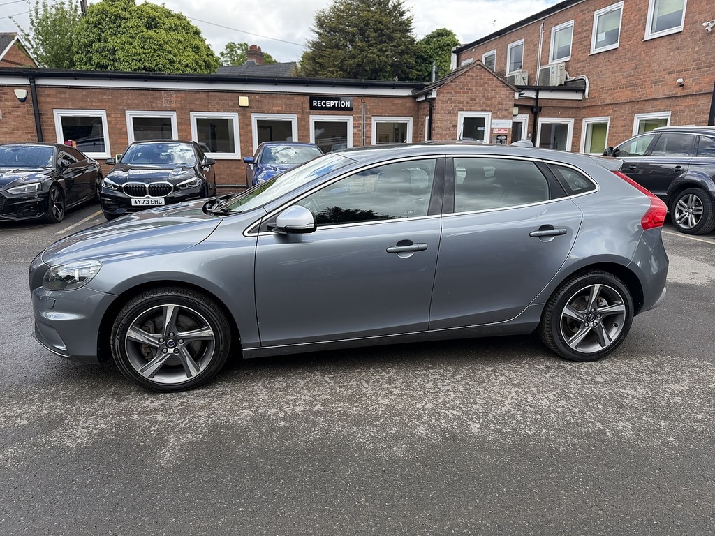Volvo V40 2.0 D3 R-design Hatchback Euro 5 Grey #5