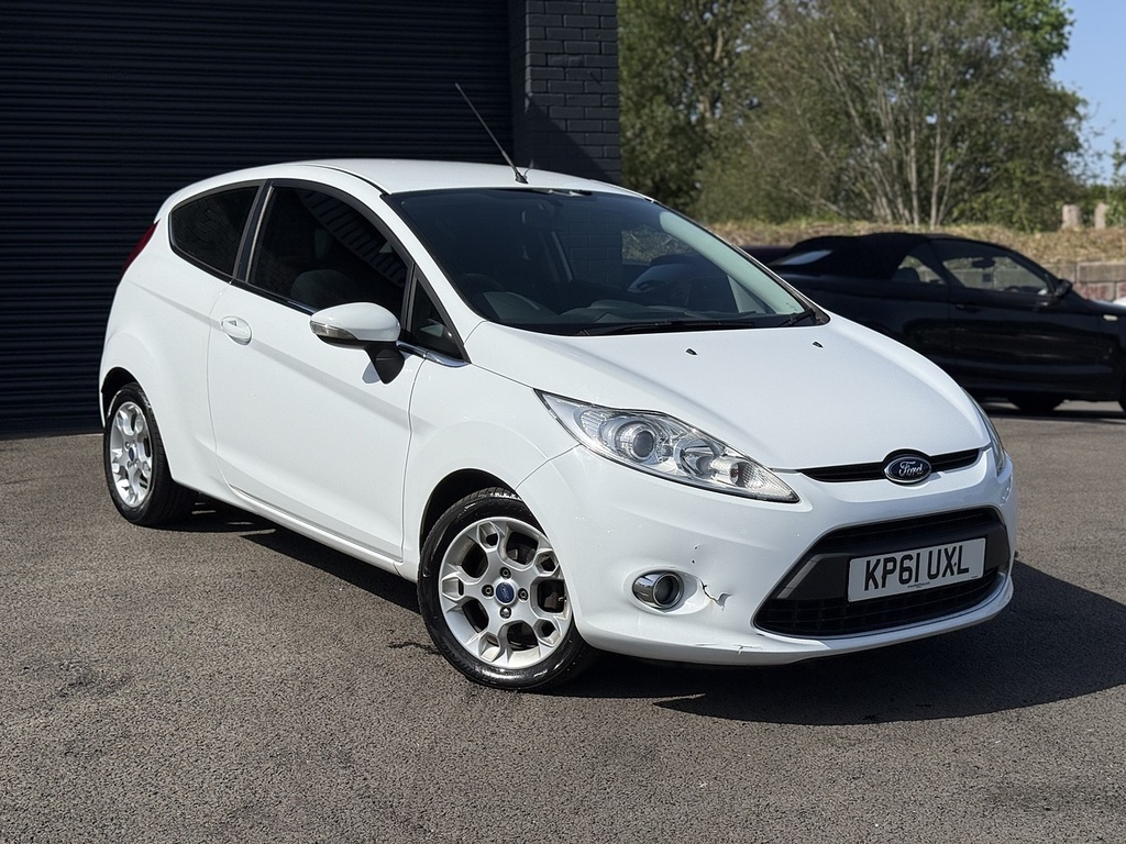 Ford Fiesta 1.25 Zetec Hatchback 129 Gkm, KP61UXL White #4