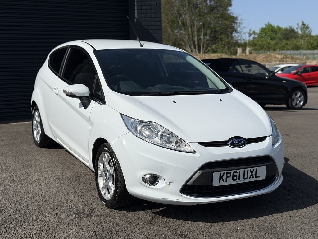 Ford Fiesta 1.25 Zetec Hatchback 129 Gkm, KP61UXL White #6