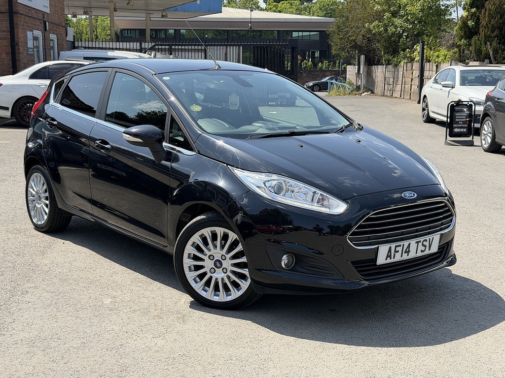 Ford Fiesta 1.0T Ecoboost Titanium Hatchback Powers Black