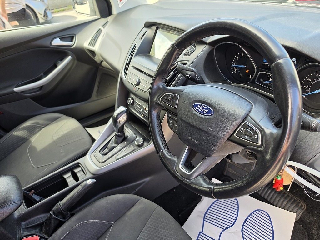 Ford Focus 1.0T Ecoboost Zetec Edition Hatchback A BJ18UCL Black #2