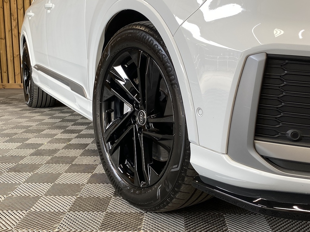Audi Q7 Tdi Quattro S Line BV73WVA White #4