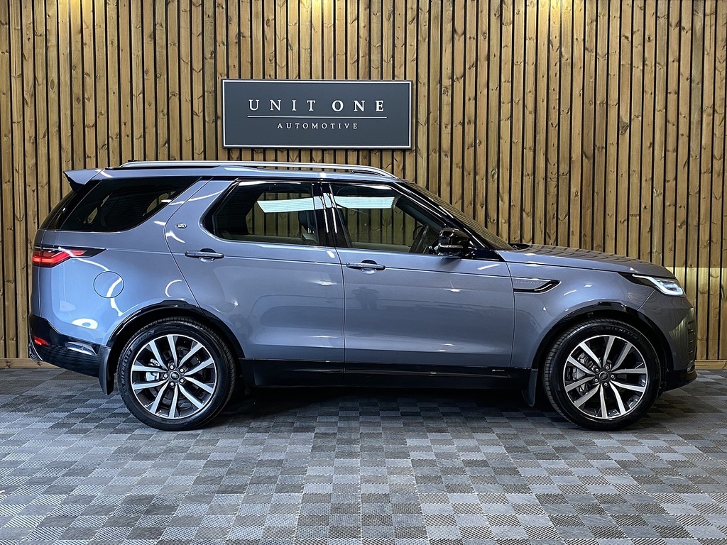 Land Rover Discovery P300 R-dynamic Se Blue #2