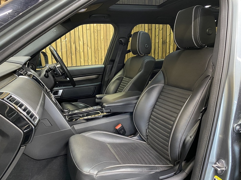 Land Rover Discovery Td V6 Hse SK17XHP Grey #4