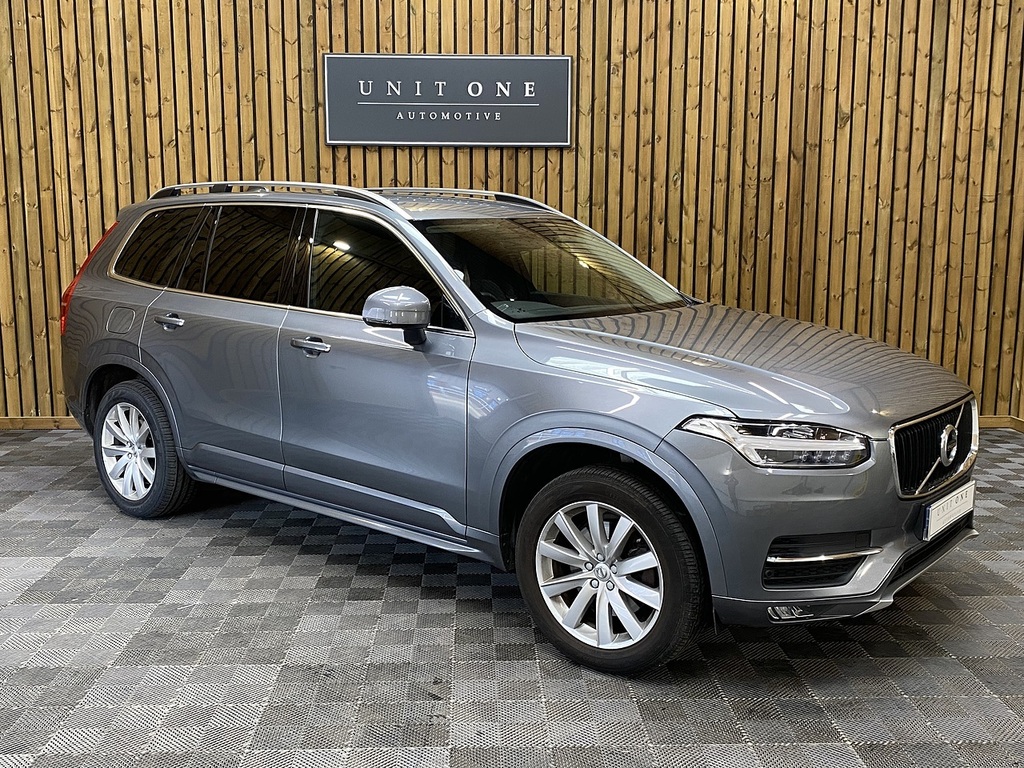 Volvo XC90 T5 Momentum Grey