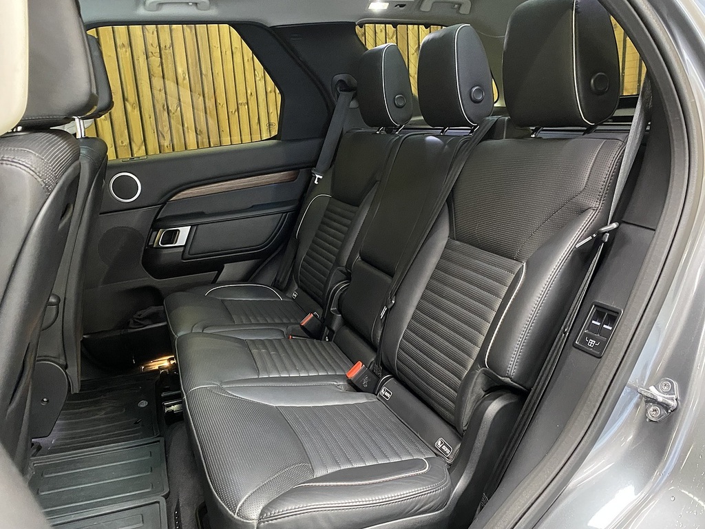Land Rover Discovery Td V6 Hse Luxury PF17TNO Grey #5