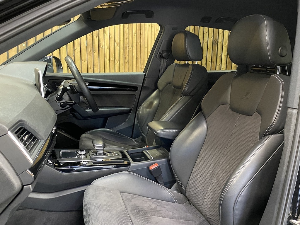 Audi Q5 Tfsi S Line WH68BSZ Black #4