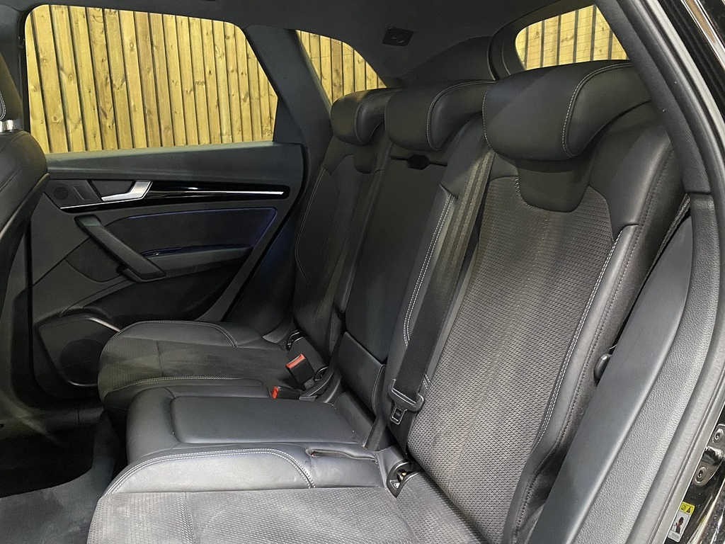 Audi Q5 Tfsi S Line WH68BSZ Black #5