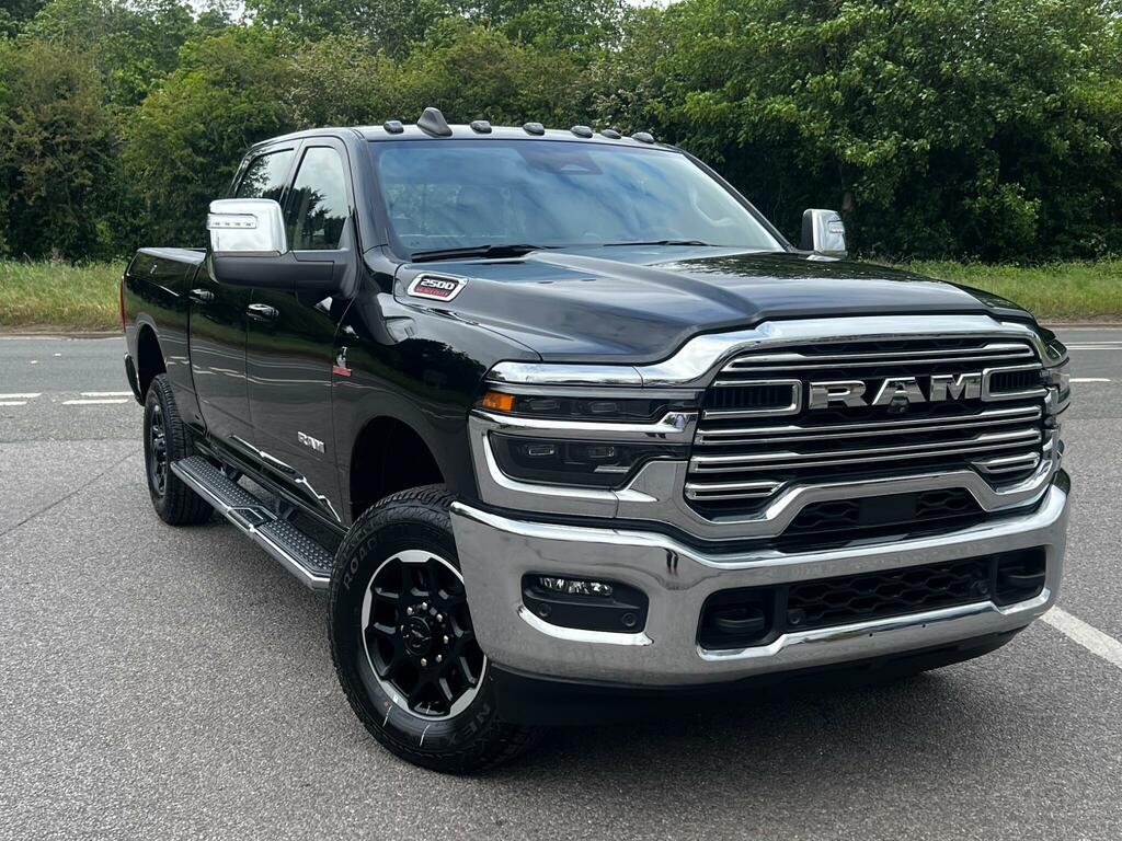 Dodge RAM 2500 Laramie 6.7 Cummins High Output Black