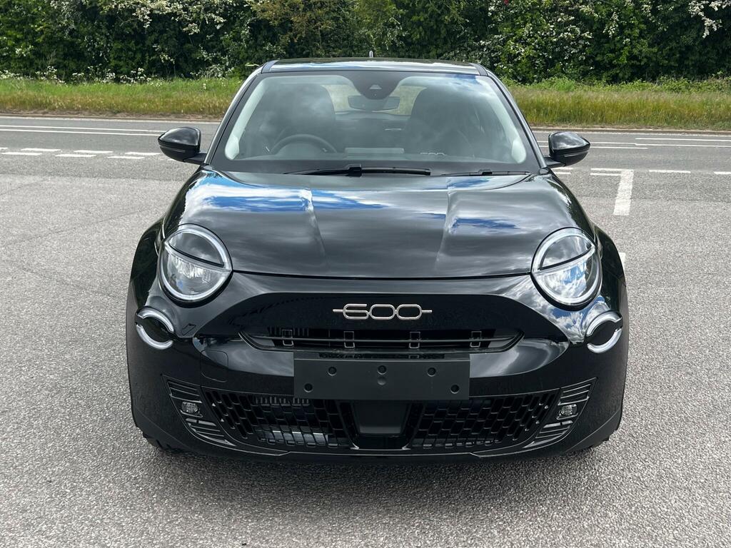 Fiat 600 1.2 Mhev E-dct Euro 6 Ss  Black #2