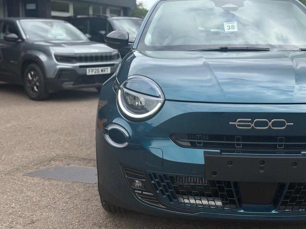 Fiat 600 1.2 Mhev Icon Suv Hybrid E-dct Euro 6 Green #5